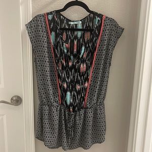 Women’s Aztec Inspired top